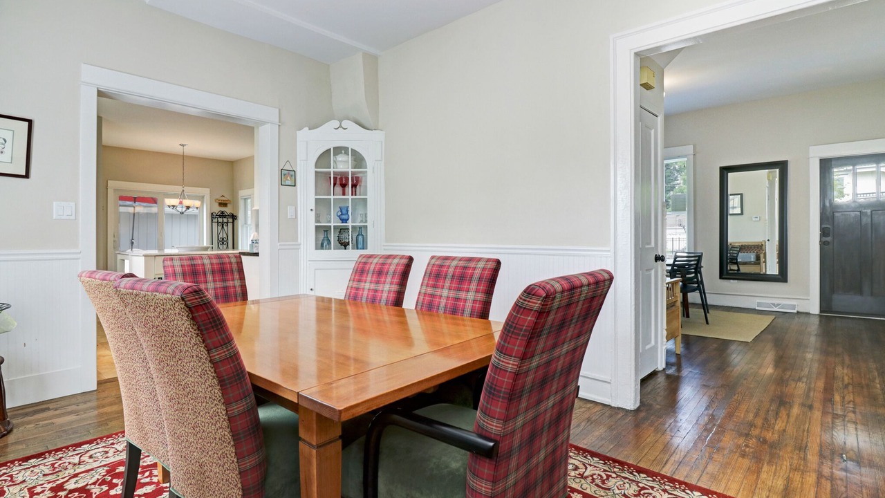 Photo of Bedroom in South Haven