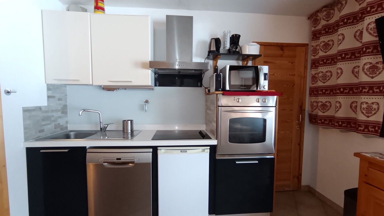 Photo of Kitchen in Montgenevre
