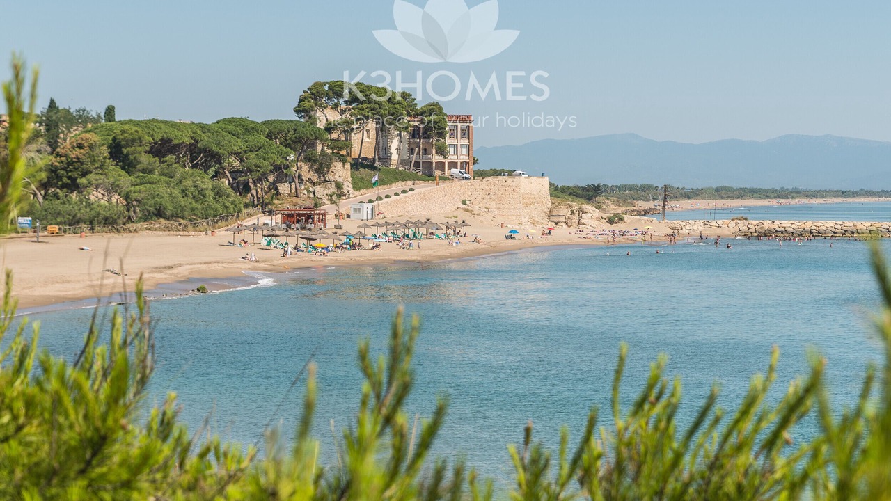 Photo of Others in L'Escala