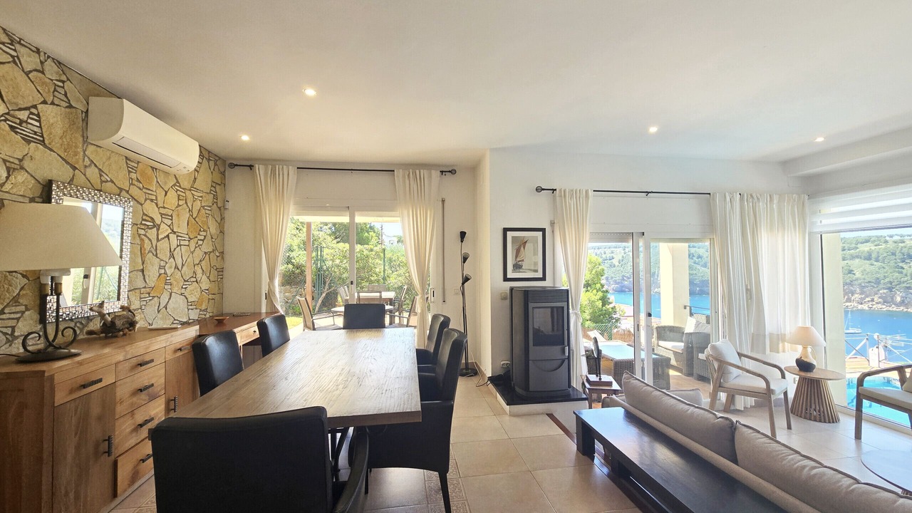 Photo of Others in L'Escala