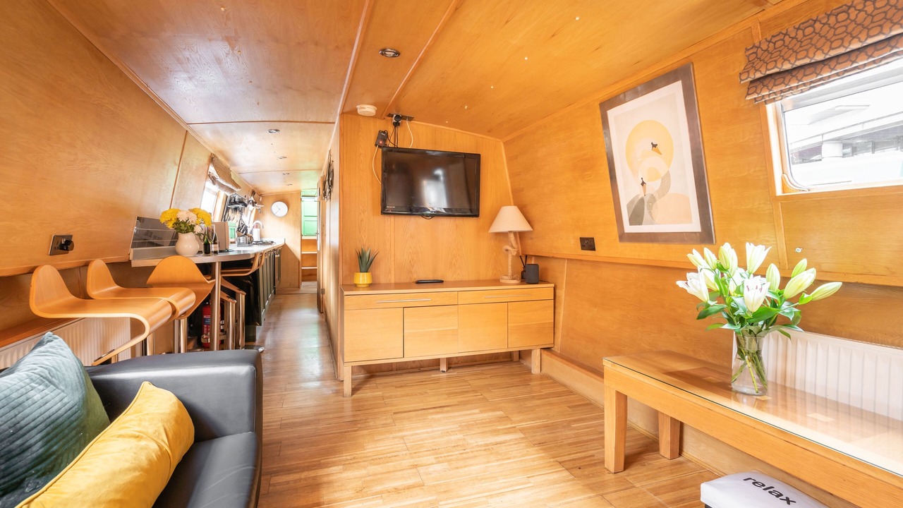 Photo of Livingroom in Tollcross