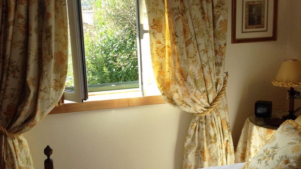 Photo of Bedroom in Marinhas