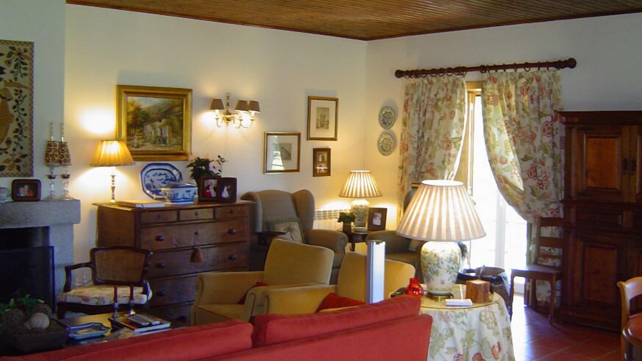 Photo of Livingroom in Marinhas