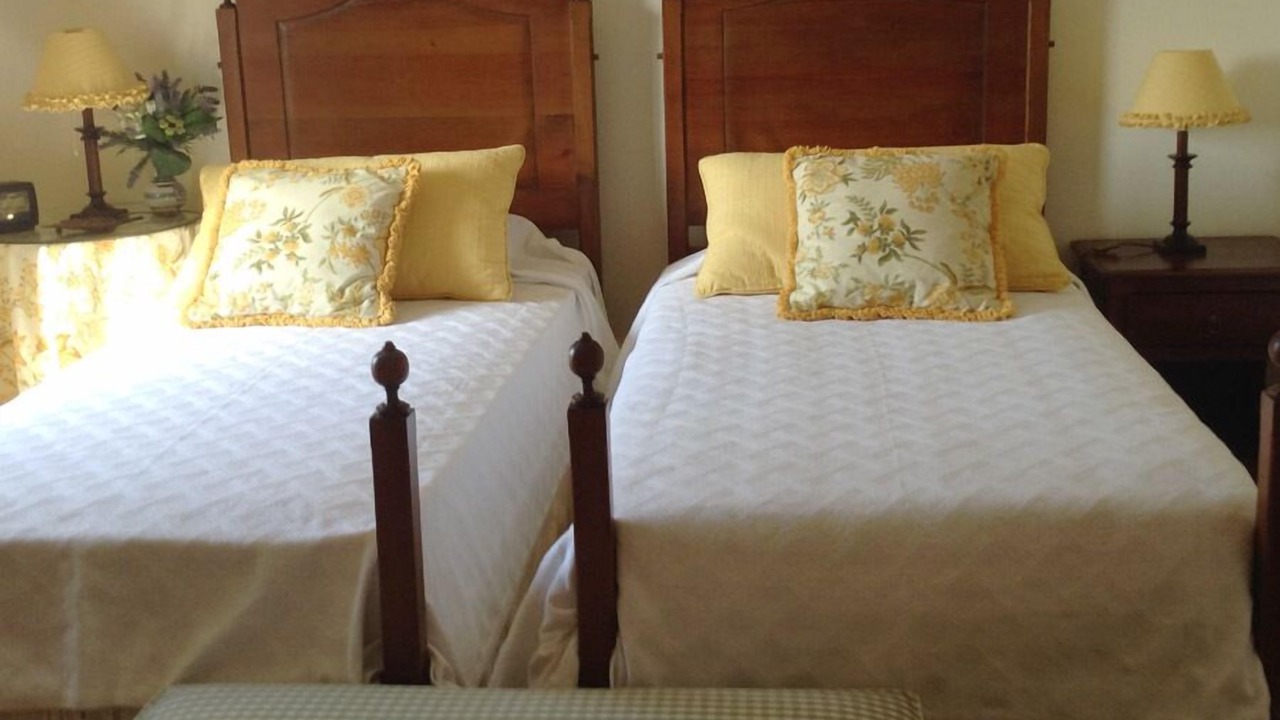 Photo of Bedroom in Marinhas