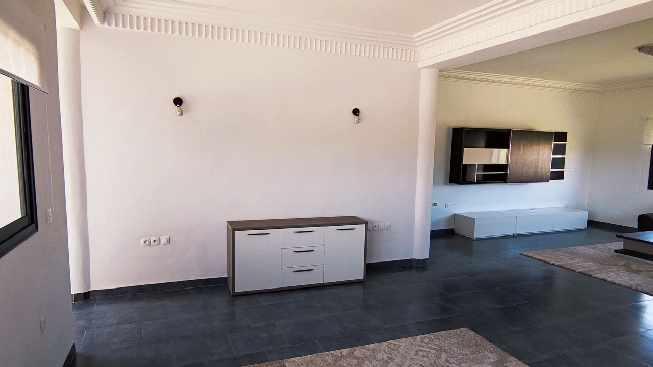Photo of Livingroom in Ghmate
