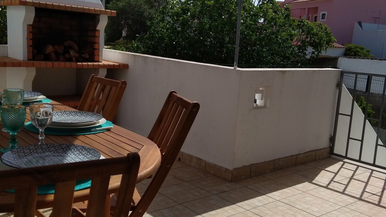 Photo of Outdoor in Pera