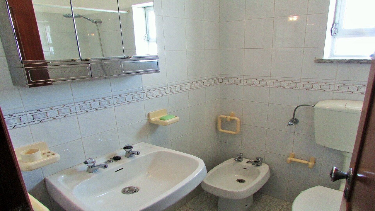 Photo of Bathroom in Pera