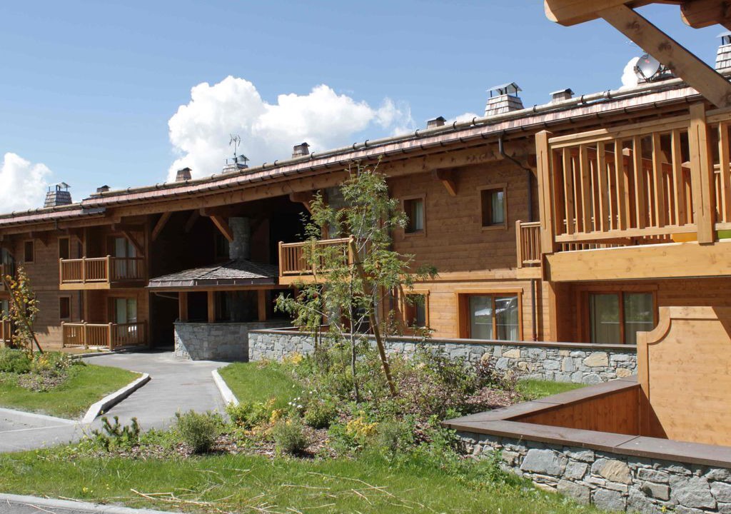 Photo of Outdoor in Arc-1800