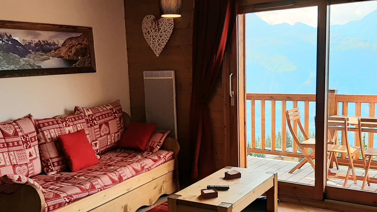 Photo of Livingroom in Arc-1800