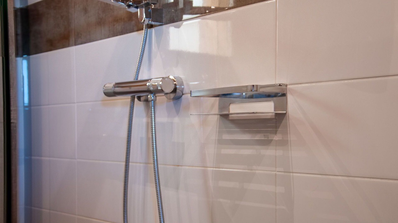 Photo of Bathroom in Saclentse