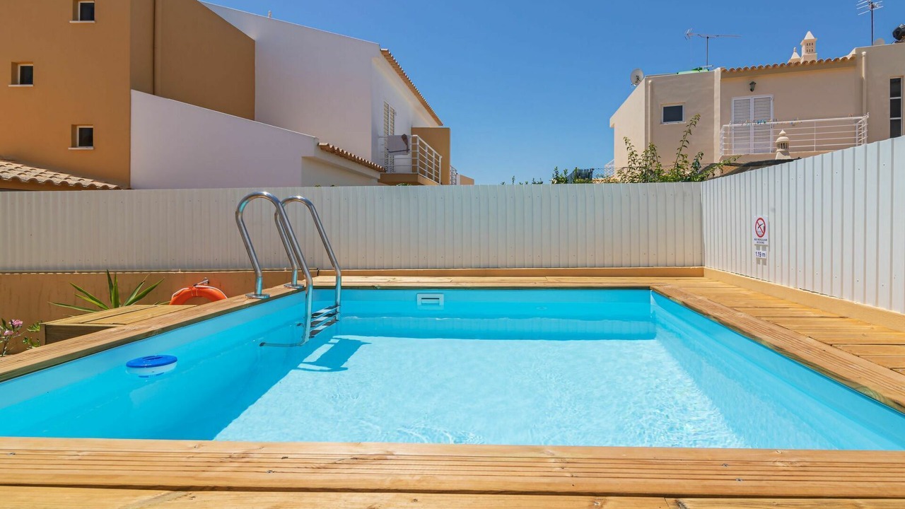 Photo of Outdoor in Pera