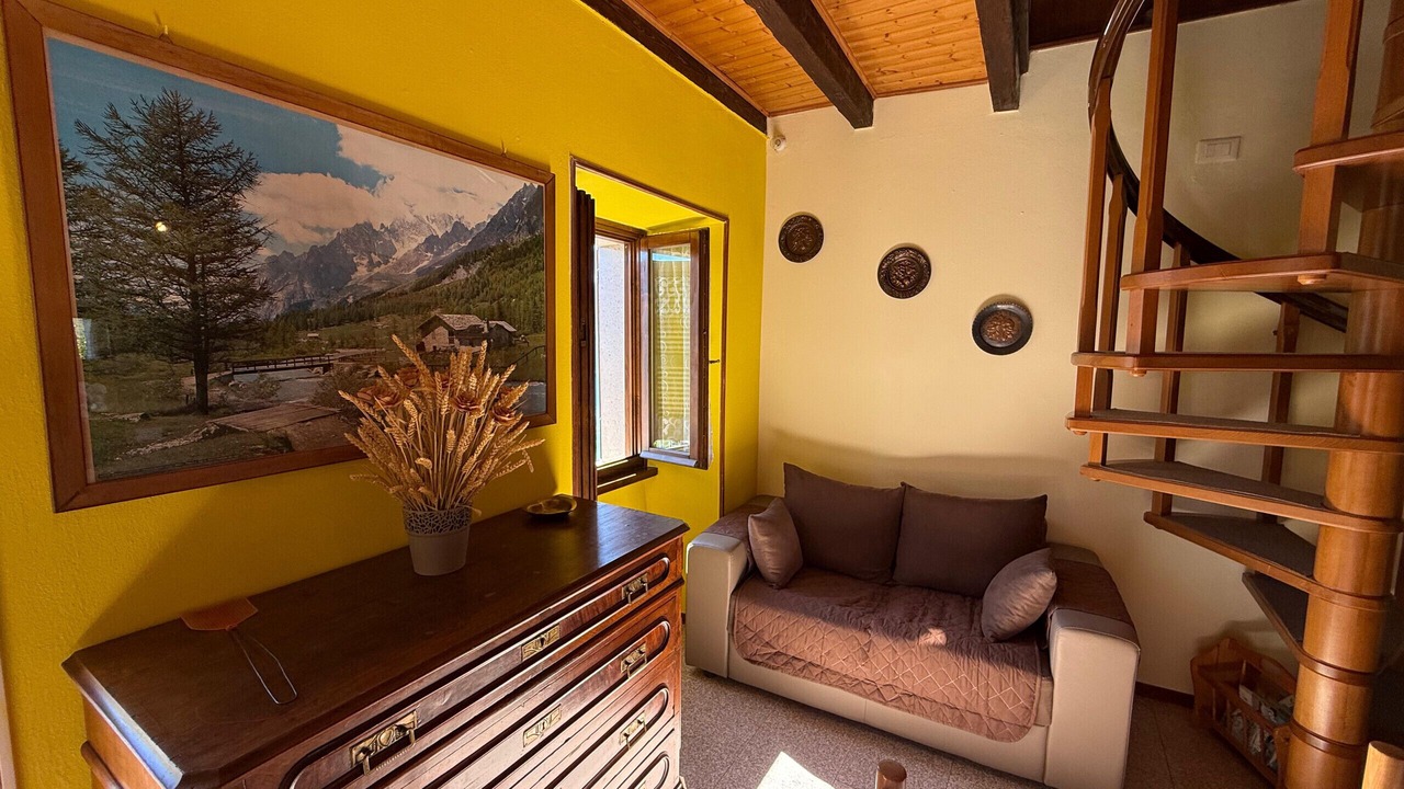 Photo of Livingroom in Pregasio