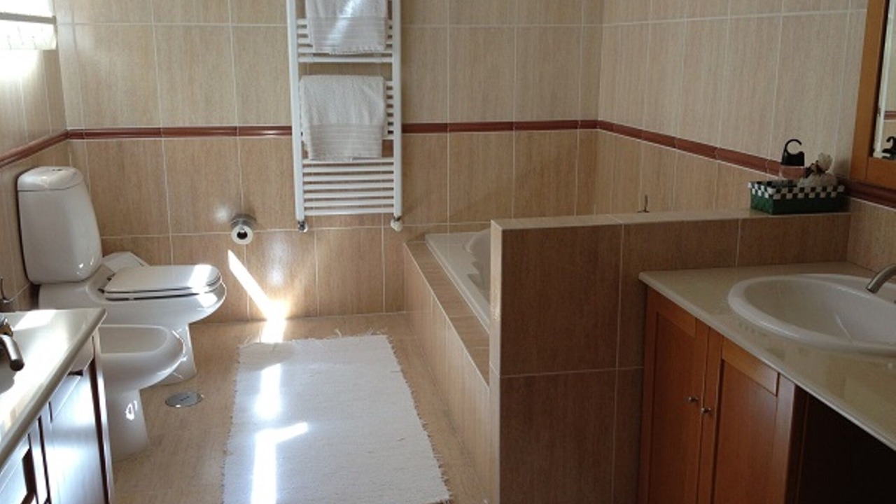 Photo of Bathroom in Leiria