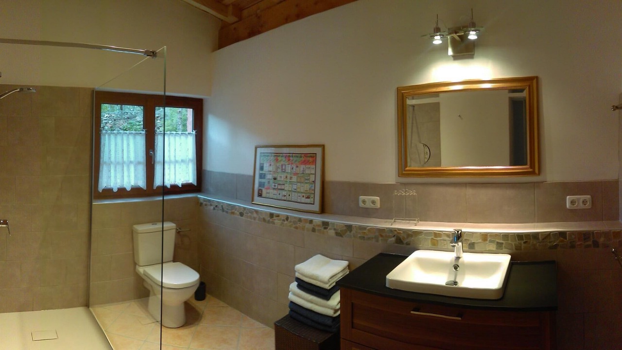 Photo of Bathroom in Lorgues