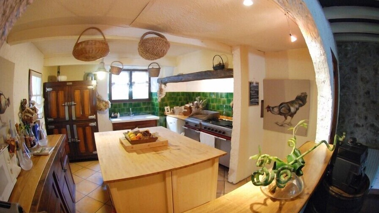 Photo of Kitchen in Montjoie-en-Couserans