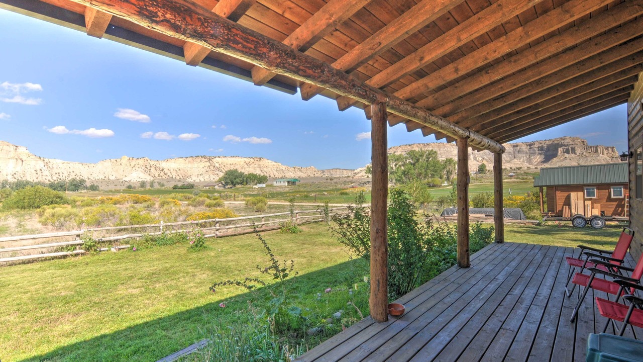 Photo of Patio Balcony in Henrieville