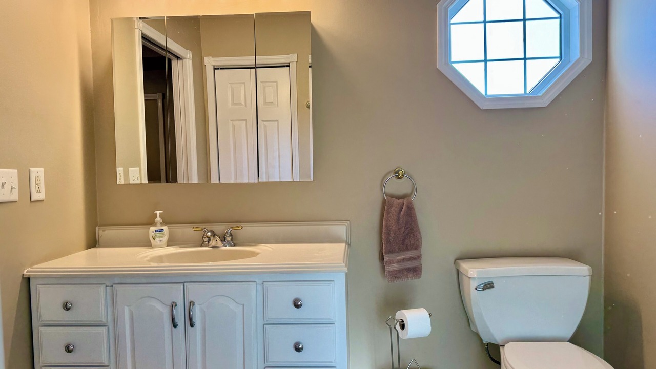 Photo of Bathroom in Goreville