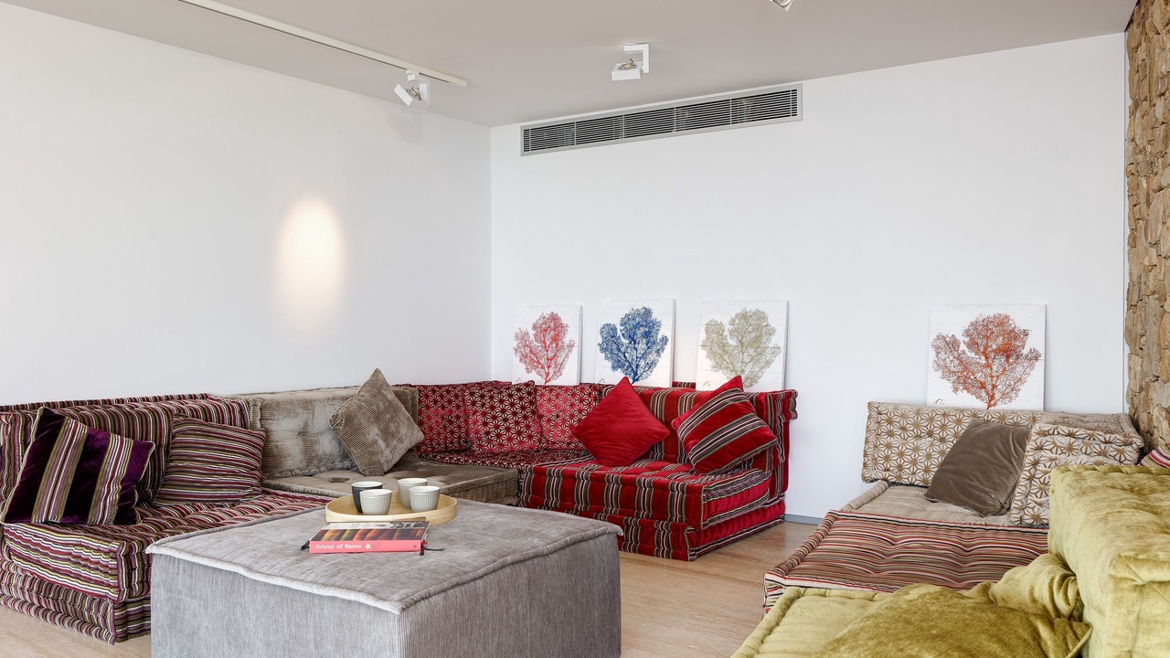 Photo of Livingroom in Tamariu