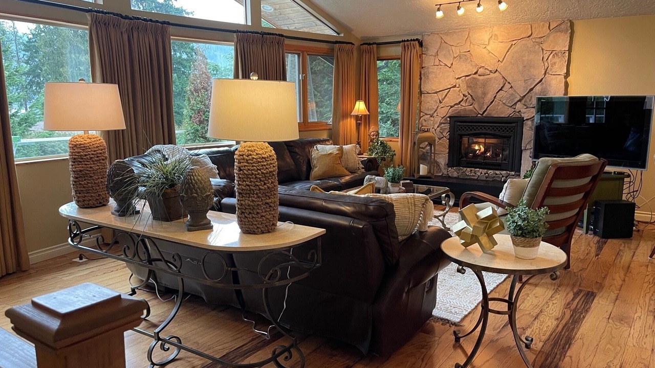Photo of Livingroom in Sudden Valley