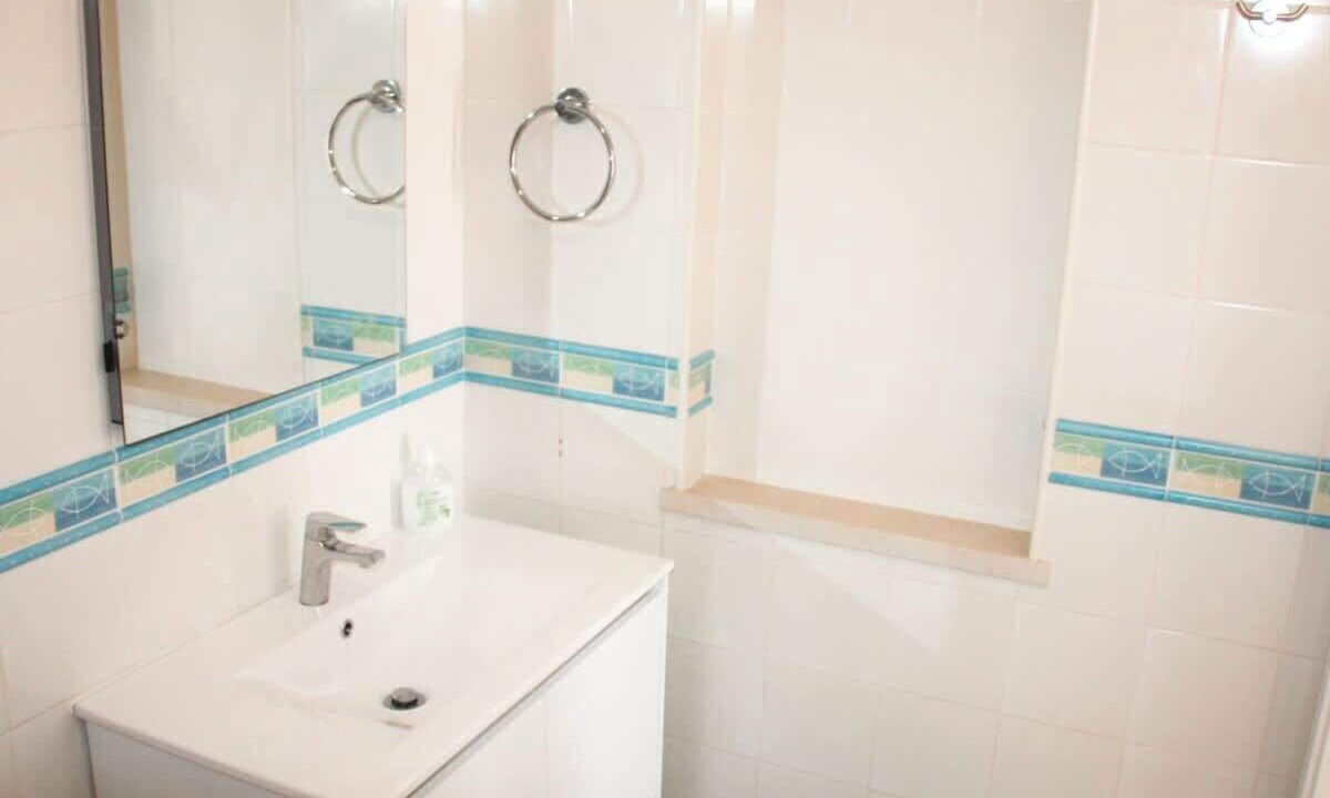Photo of Bathroom in Atalaia