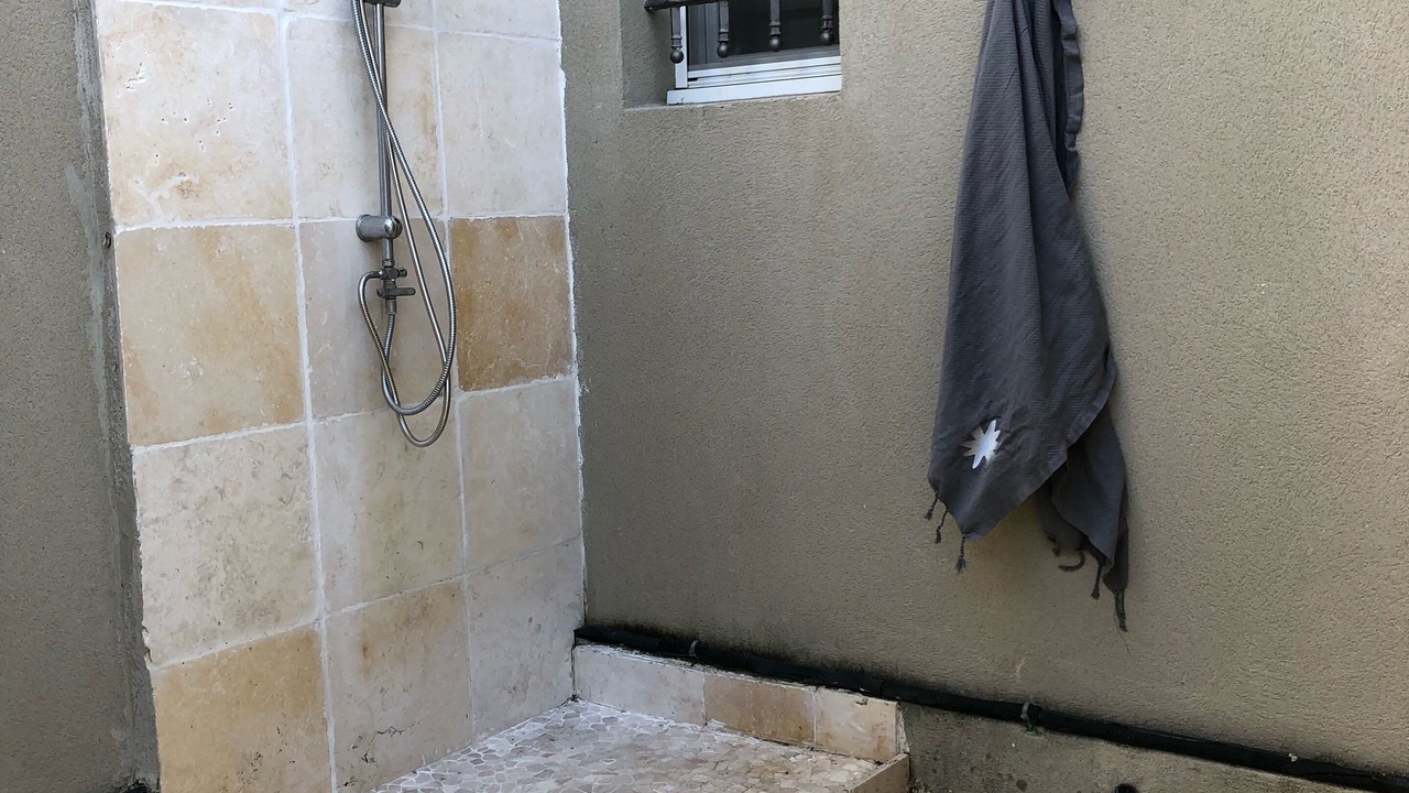 Photo of Bathroom in St.-Remy-de-Provence
