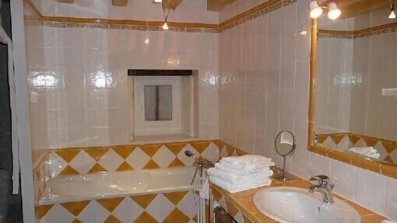 Photo of Bathroom in Festalemps