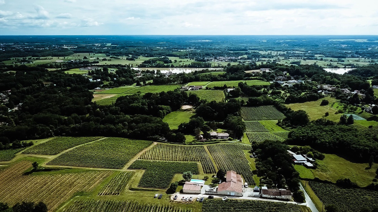 Photo of Outdoor in Cambes