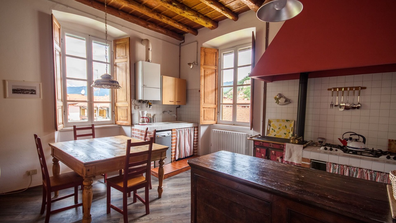 Photo of Kitchen in Zandobbio