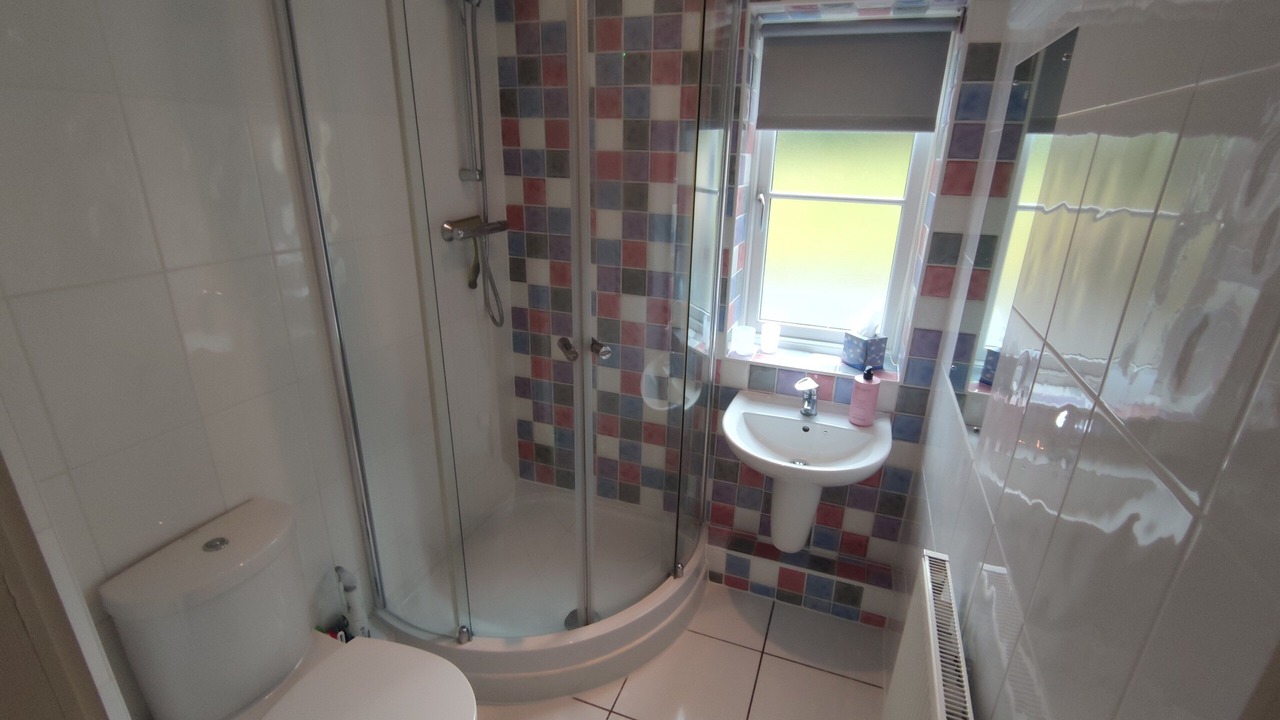 Photo of Bathroom in Saundersfoot