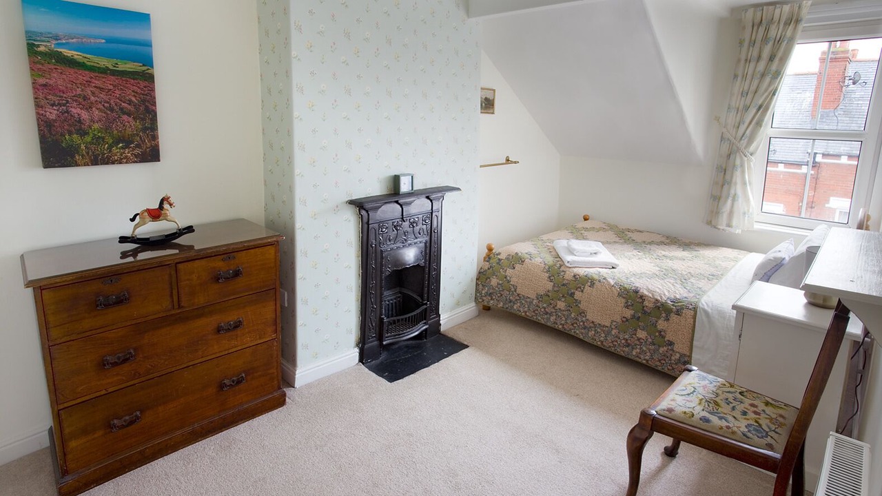 Photo of Bedroom in West Cliff