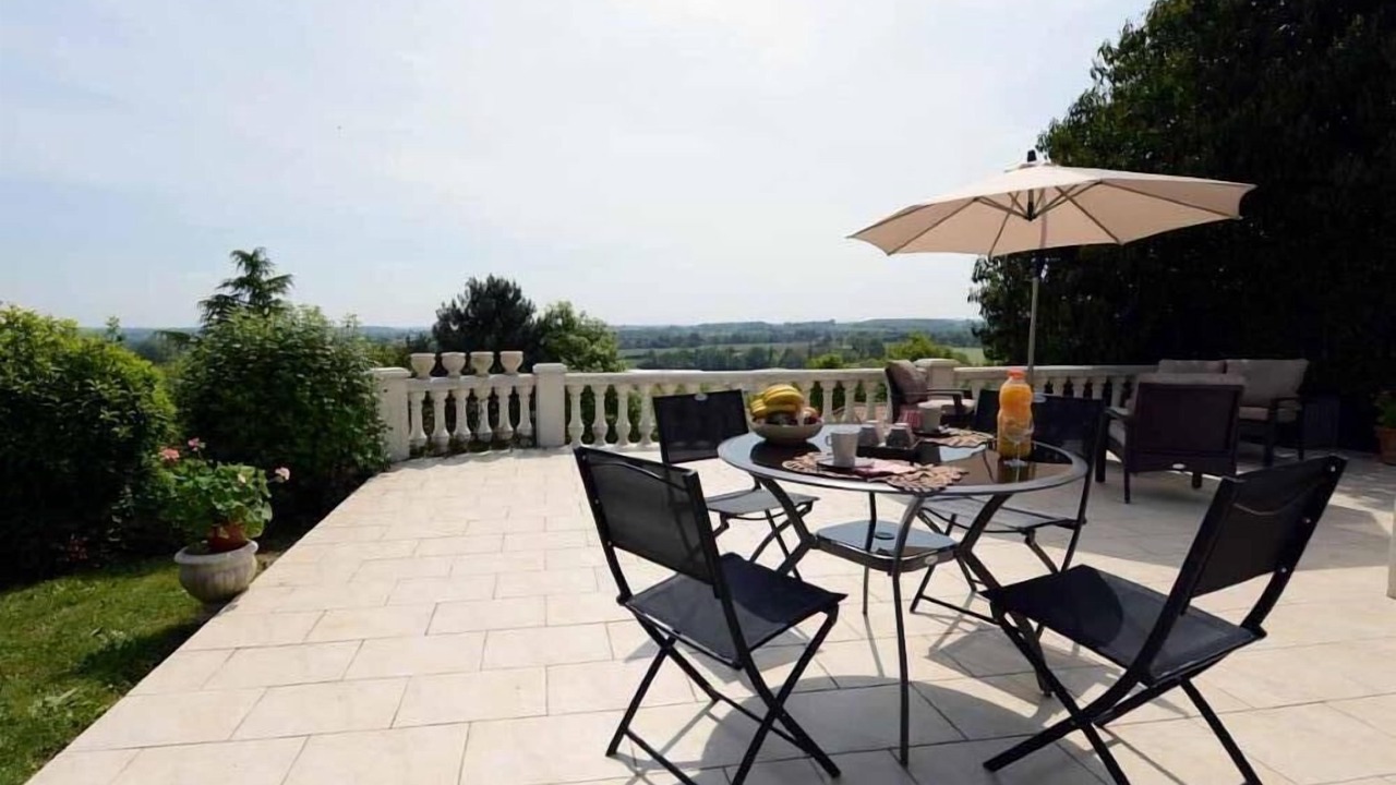 Photo of Outdoor in Les Chatelliers-Chateaumur