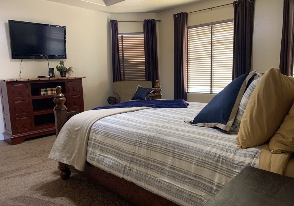 Photo of Bedroom in Hurricane