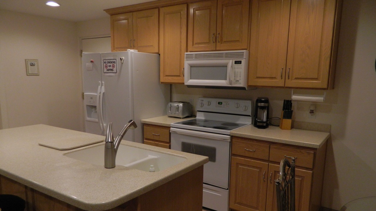 Photo of Kitchen in Hurricane