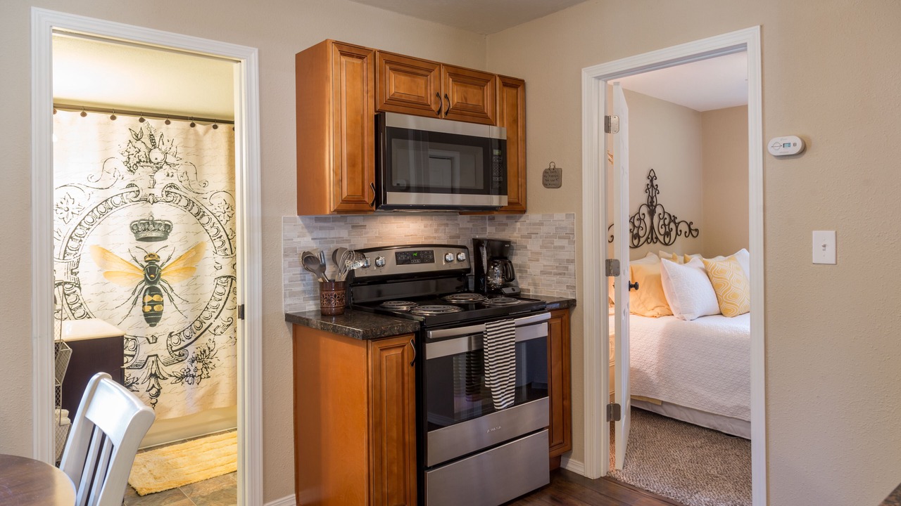 Photo of Kitchen in South Perry District