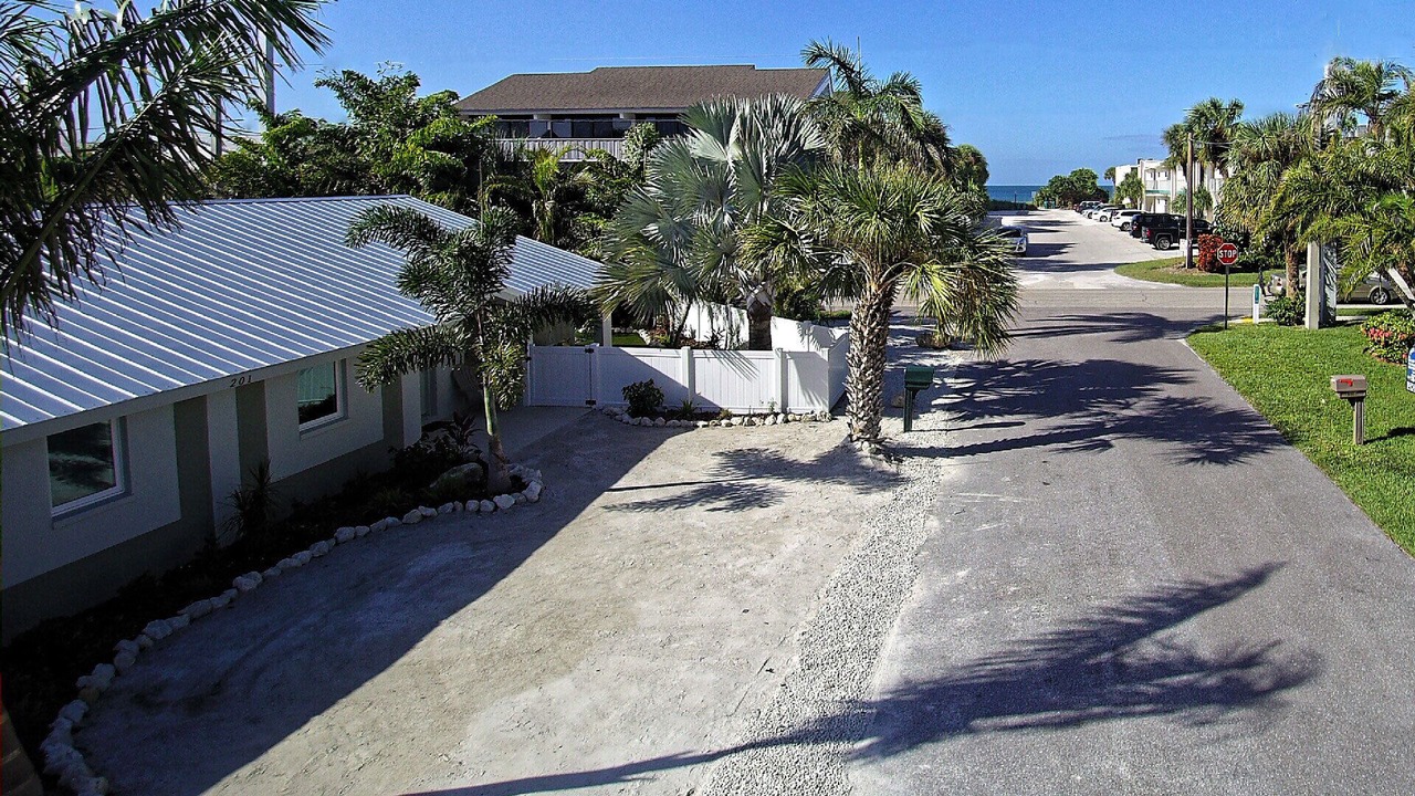 Photo of Others in Holmes Beach
