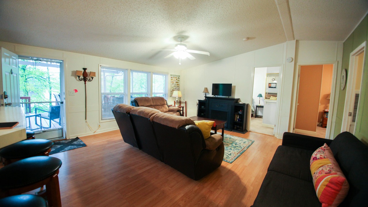 Photo of Livingroom in Lewisburg