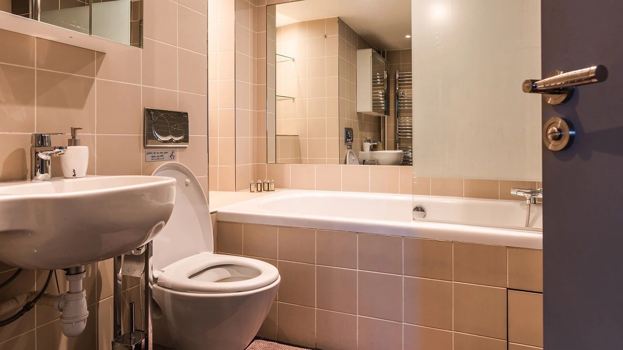Photo of Bathroom in Quartier de la Monnaie