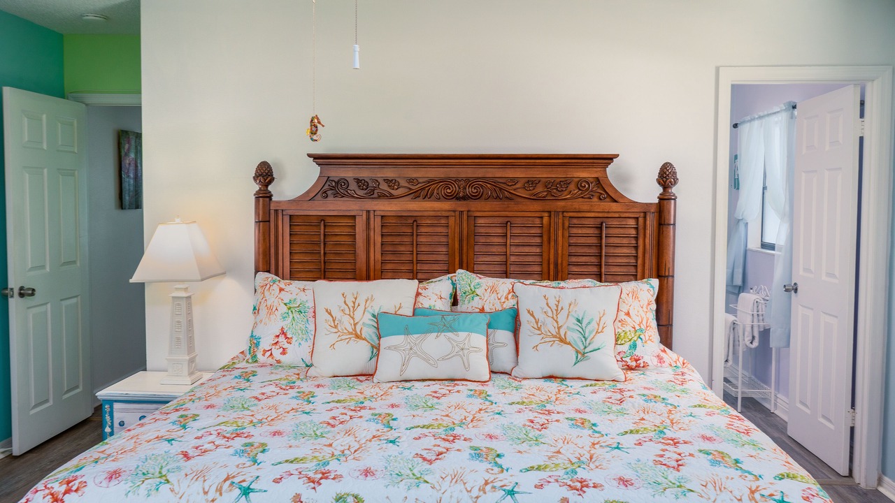 Photo of Bedroom in Holmes Beach
