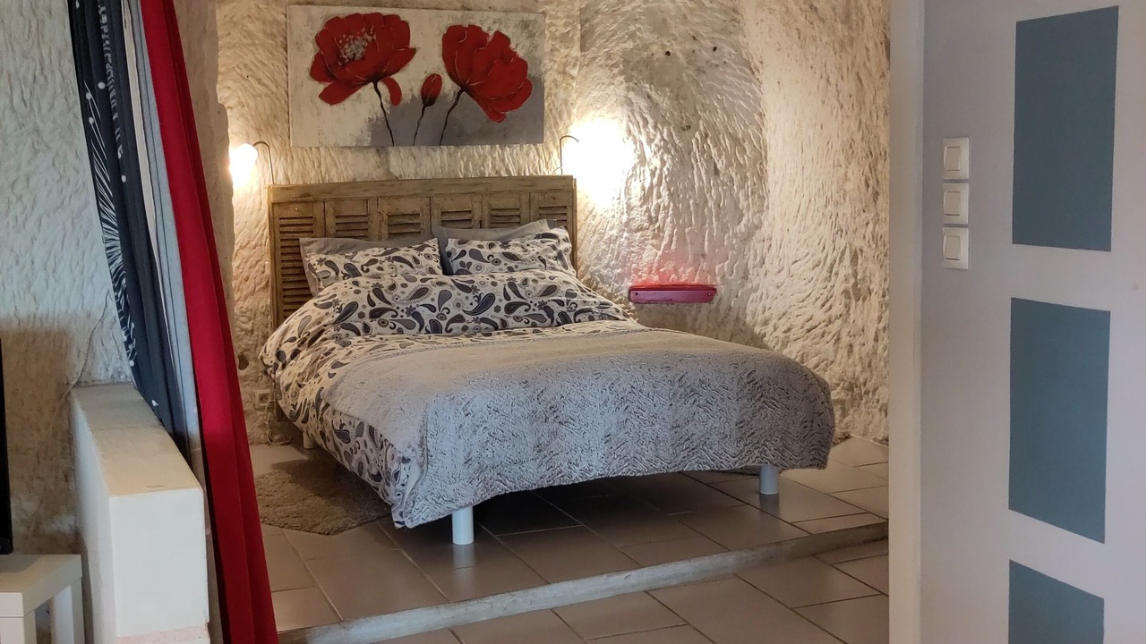 Photo of Bedroom in Rochecorbon