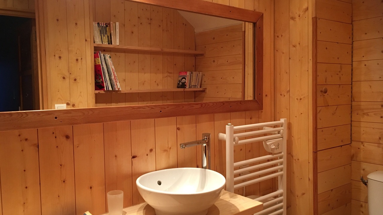 Photo of Bathroom in Tregastel