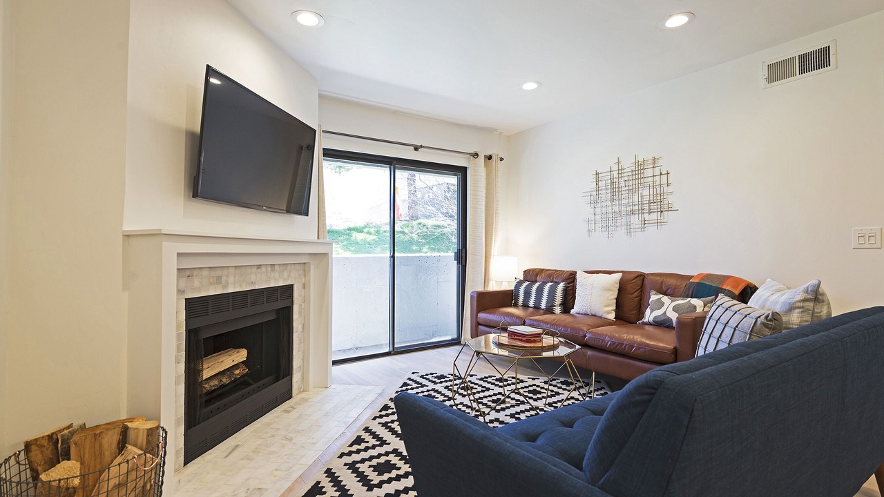 Photo of Livingroom in North Park City