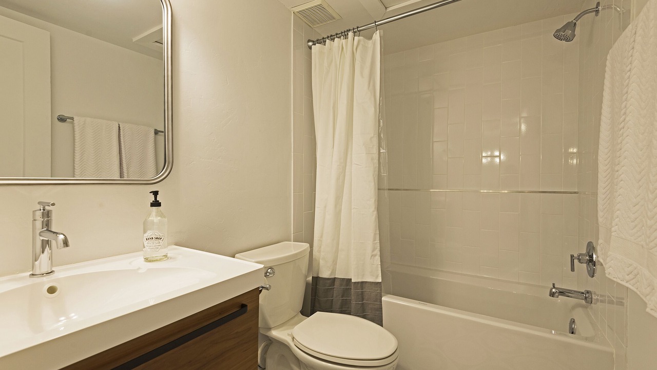 Photo of Bathroom in North Park City