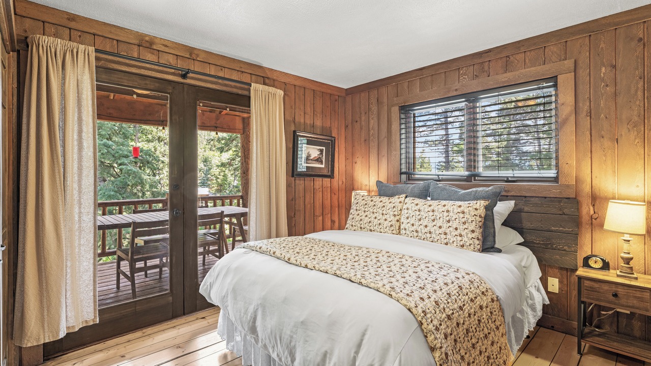 Photo of Bedroom in Sundance