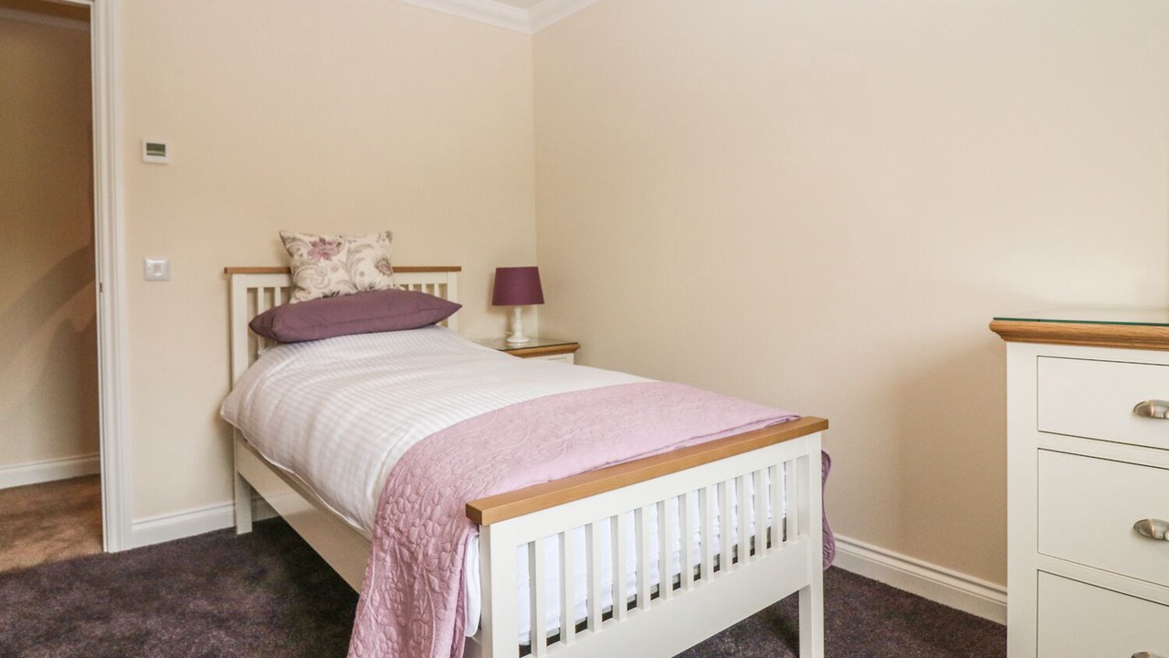 Photo of Bedroom in Eyre