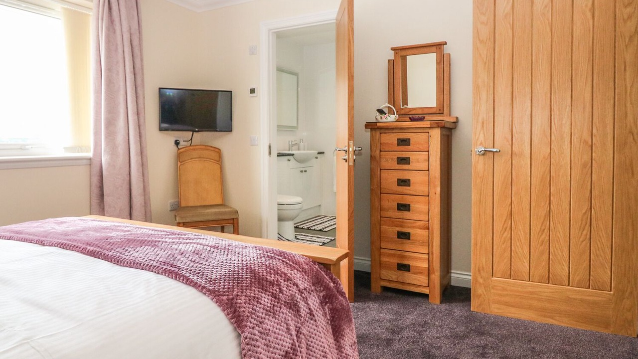 Photo of Bedroom in Eyre