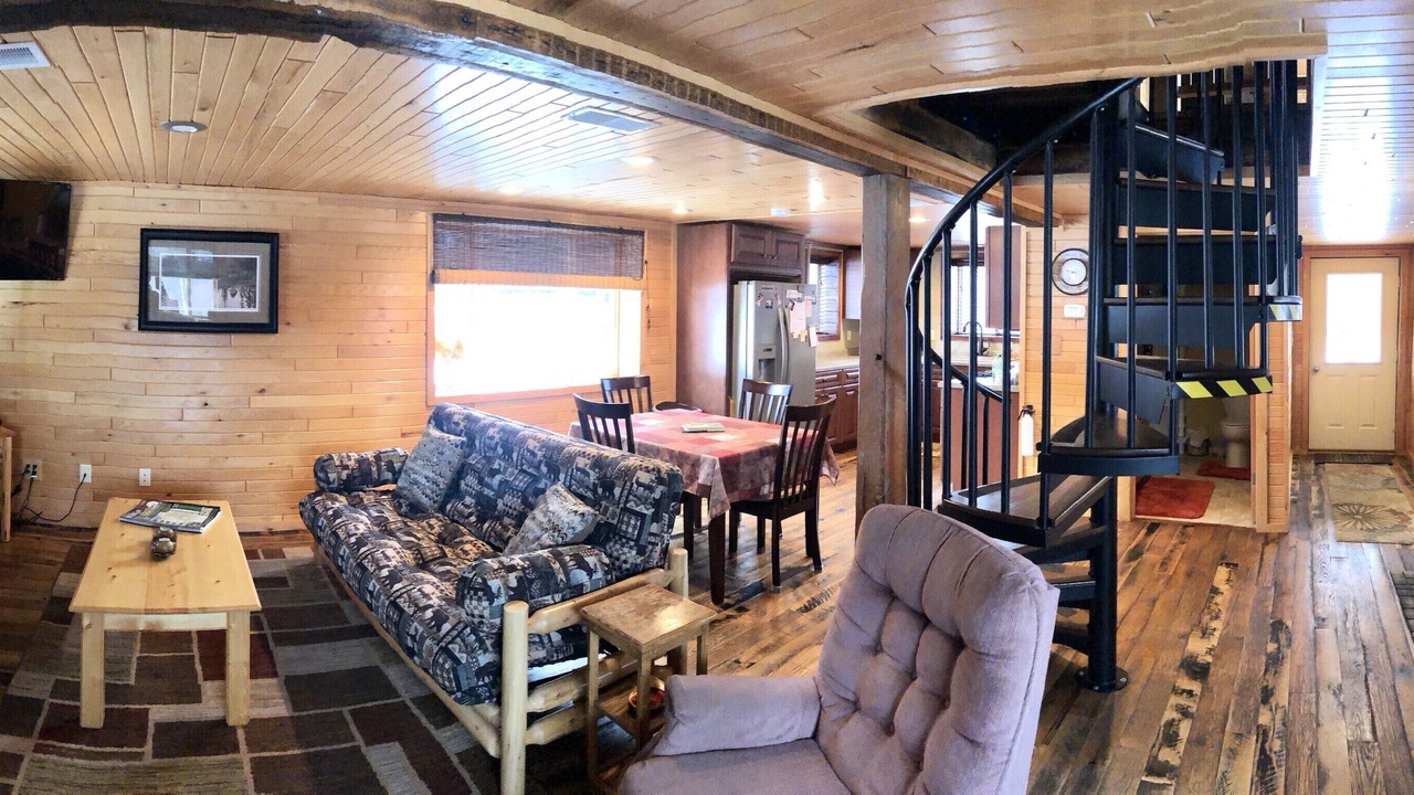 Photo of Bedroom in Atlantic Mine