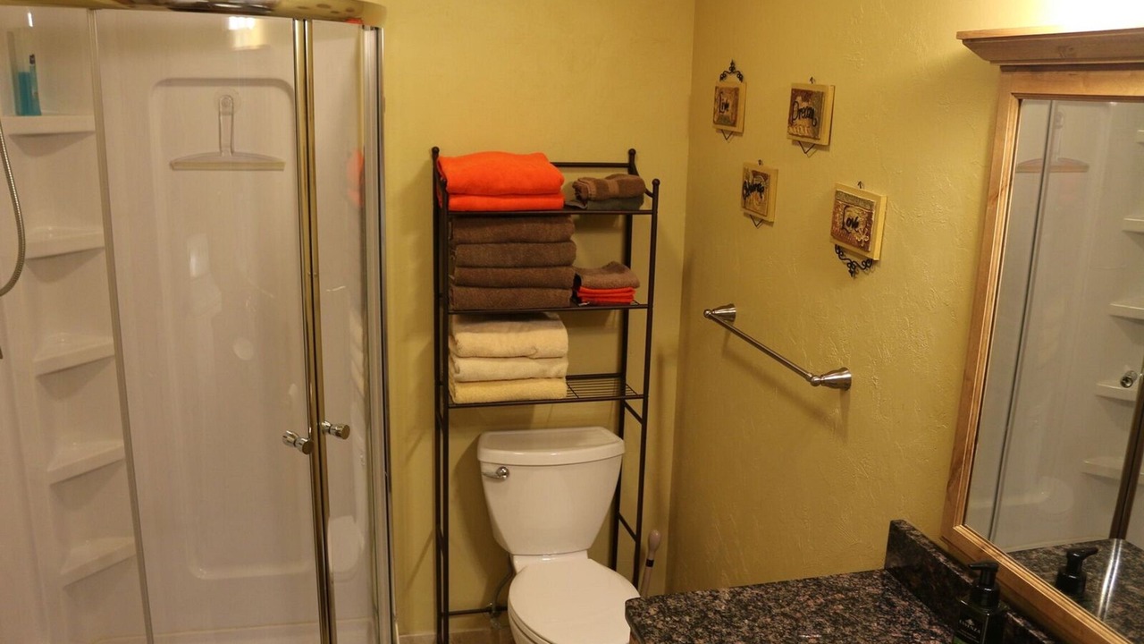 Photo of Bathroom in Atlantic Mine