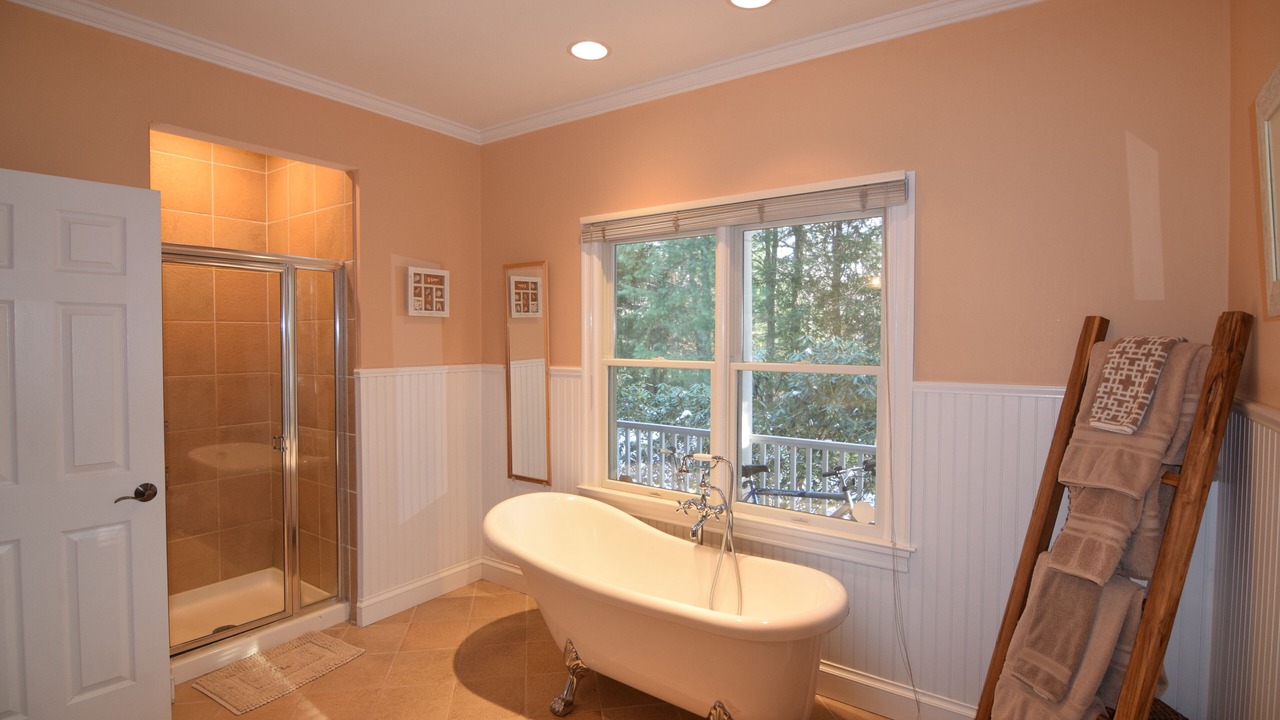 Photo of Bathroom in Sagaponack