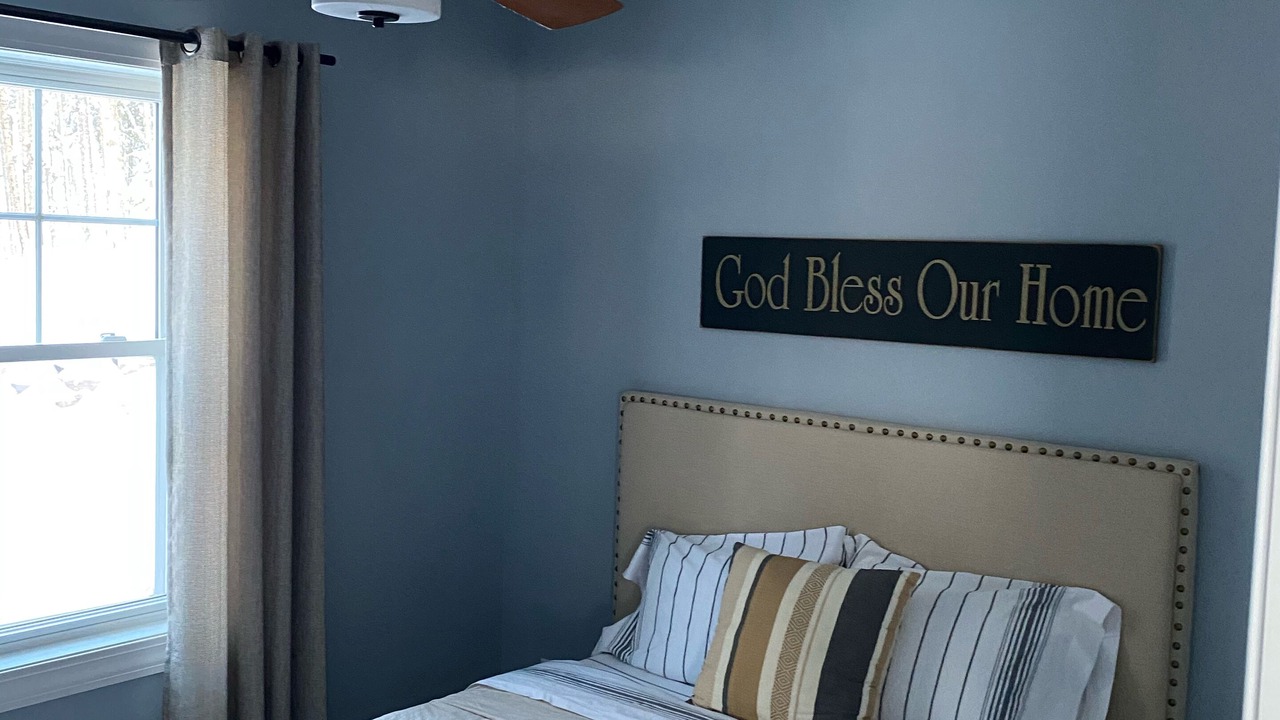 Photo of Bedroom in Grand Marais