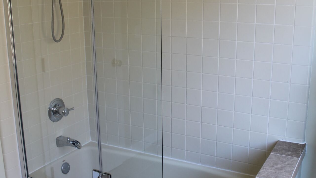 Photo of Bathroom in Douglas